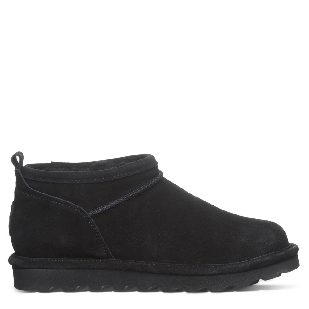 NWT. BearPaw Black Super Shorty Ankle Boots - Picture 6 of 8